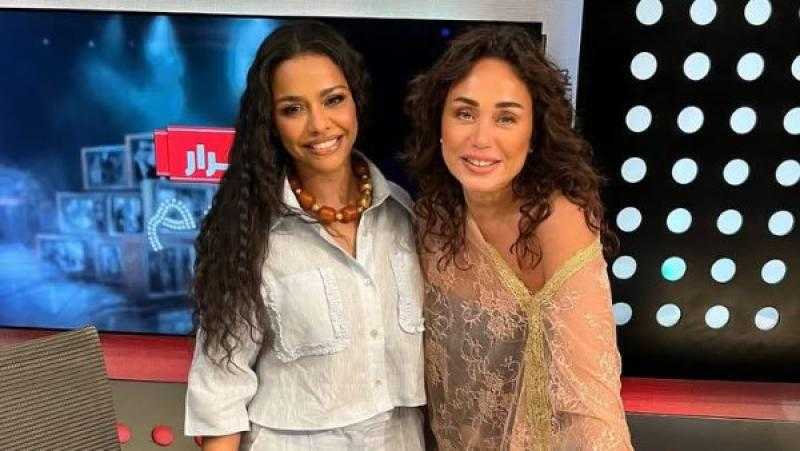 أسماء أبو اليزيد تتحدث عن تجربتها الفنية في برنامج ”أسرار النجوم”