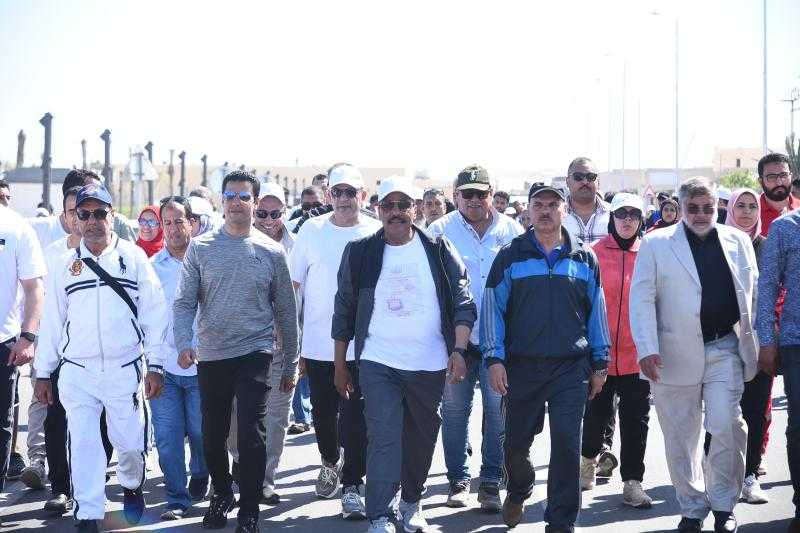 محافظ مطروح يدشن انطلاق فعاليات الإحتفال باليوم العالمي للتبرع بالدم