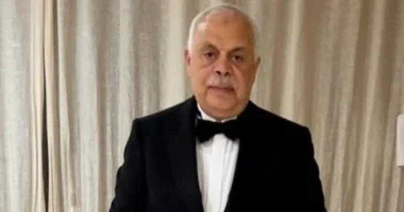 تغريم فتاة 10 آلاف جنيه لإزعاج الفنان أشرف زكي عبر مواقع التواصل