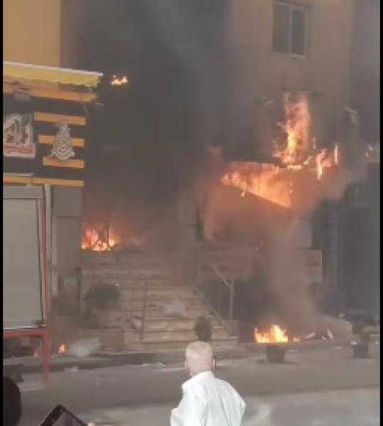 السيطرة على حريق التهم محل ملابس بحدائق حلوان