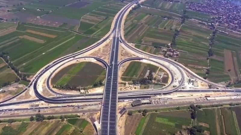 خبير مروري: الطريق الإقليمي يعاني من تهالك ويتطلب صيانة عاجلة للحد من الحوادث المتكررة