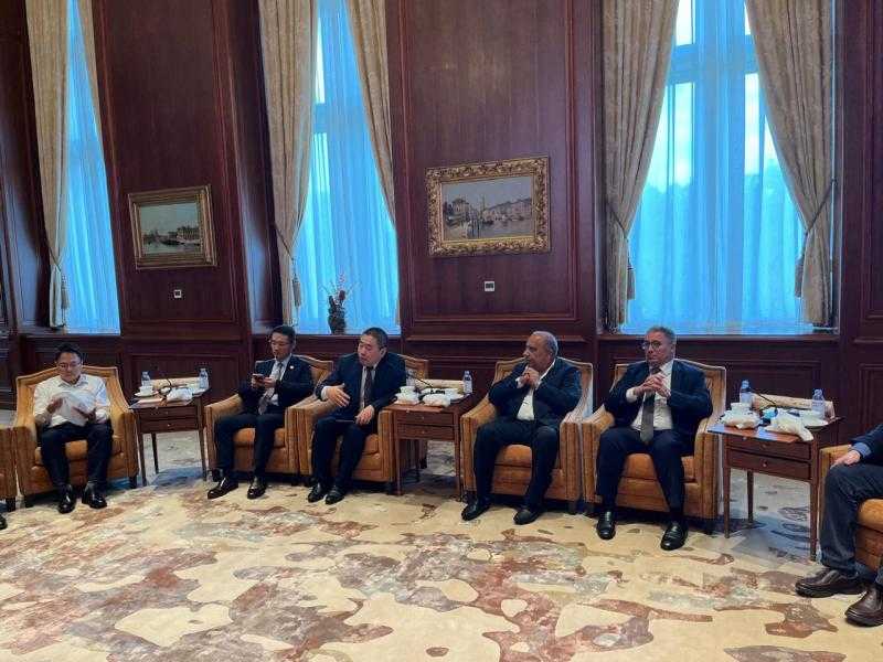 وزير الكهرباء يزور مجموعة هواوي الصينية للتعاون في التحول الرقمي والحلول الذكية للشبكات