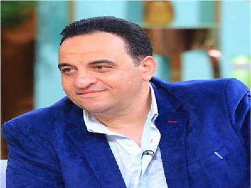وفاة والدة الفنان هشام إسماعيل
