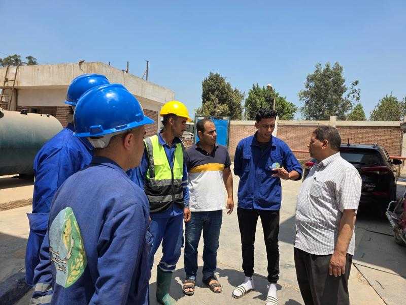 رئيس مياة المنوفية يتفقد بعض محطات المياه والصرف بفرع قويسنا