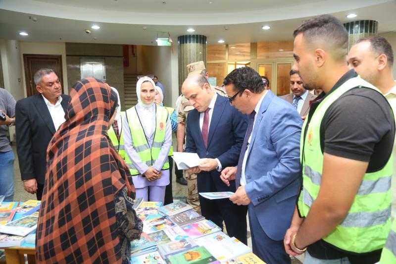 محافظ كفرالشيخ يفتتح معرض الكتاب بالمجمع الثقافي ضمن احتفالات ذكرى 30 يونيو المجيدة