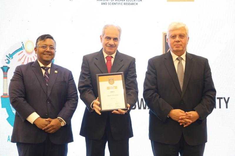 جامعة أسوان تتألق عالميا بإدراجها لأول مرة في تصنيف QS لعام 2026 ضمن أفضل الجامعات عالمياً