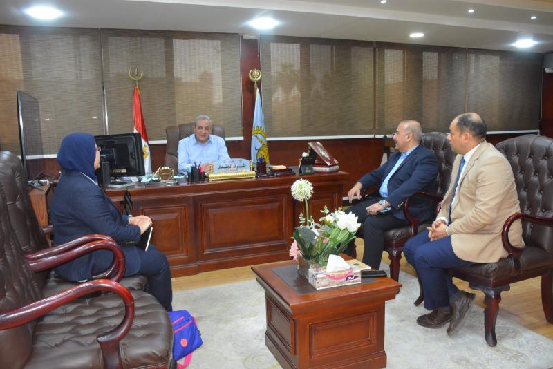 محافظ الغربية 