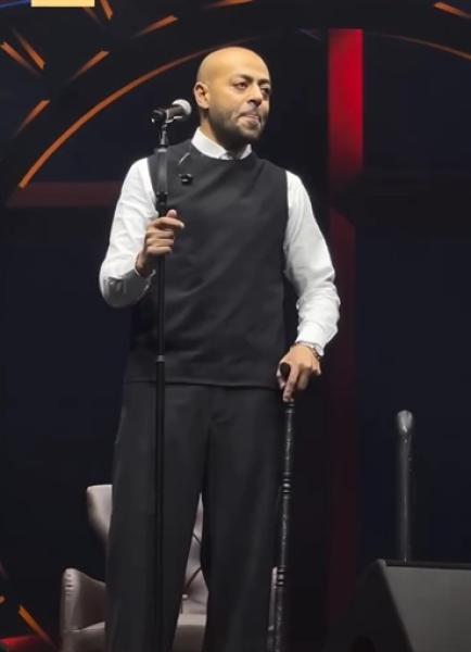 تامر عاشور 