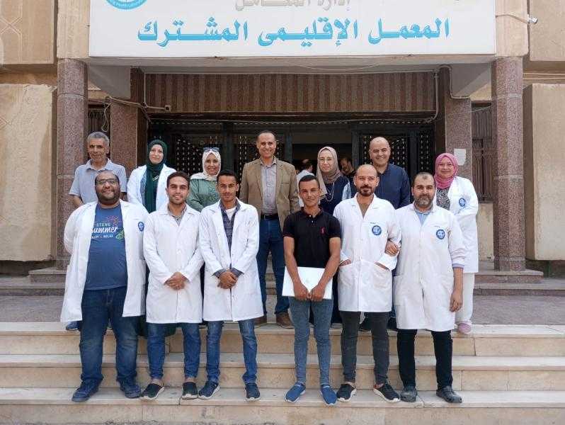 وكيل وزارة الصحة بالشرقية يتابع سير العمل بالمعمل الإقليمي المشترك بالزقازيق استعداداً للكشف الطبي على مرشحي مجلس الشيوخ ٢٠٢٥