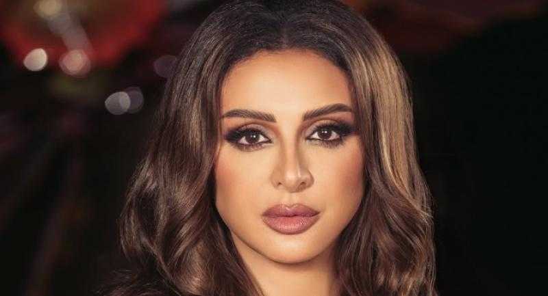 أنغام تنفي تورطها في حملة ضد شيرين عبدالوهاب وتكشف عن تفاصيل وعكتها الصحية