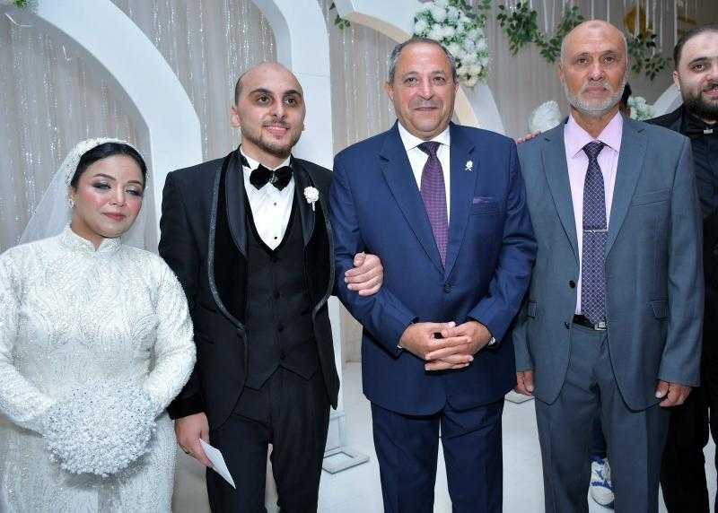 محافظ بورسعيد يشهد حفل زفاف اثنين من أبطال ذوي الهمم