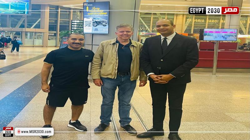 وفد من وزارة الشباب والرياضة