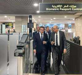 وزيرا الصحةوالطيران المدني يتفقدان عيادات الحجر الصحي بمطار القاهرة الدولي