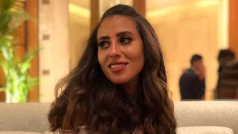 منة القيعي تدعم شيرين وأنغام في الأزمة الأخيرة