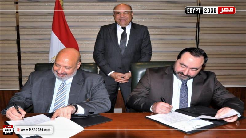 جانب من توقيع البرتوكول