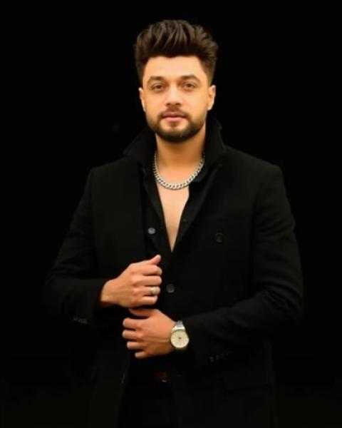 مدير أعمال أحمد عامر يكشف عن حقيقة وجود جروح وكدمات في يد الراحل قبل وفاته