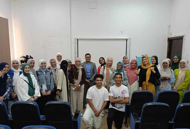 ختام ناجح لسلسلة الدورات التدريبية لصقل مهارات التقديم الإذاعي لطلاب جامعة قناة السويس