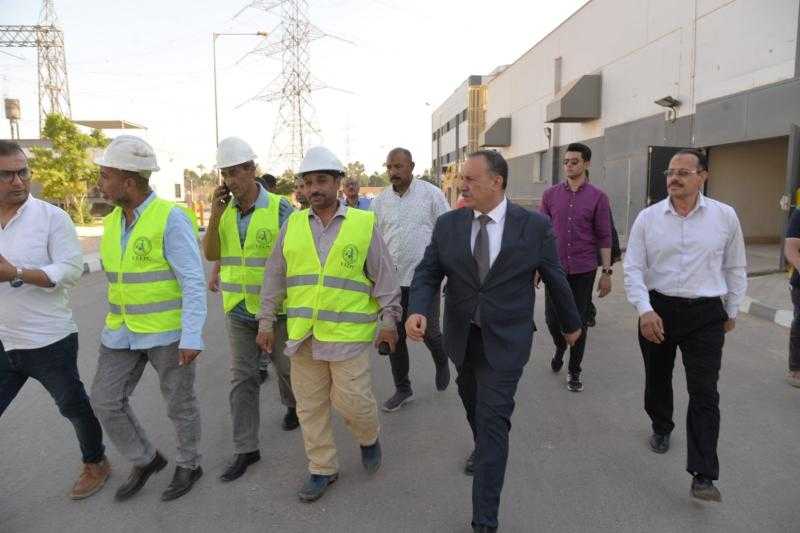 محافظ أسيوط يتفقد مشروع الوحدة الثالثة لتوليد الكهرباء بالوليدية بقدرة 650 ميجاوات وتكلفة 8 مليارات جنيه
