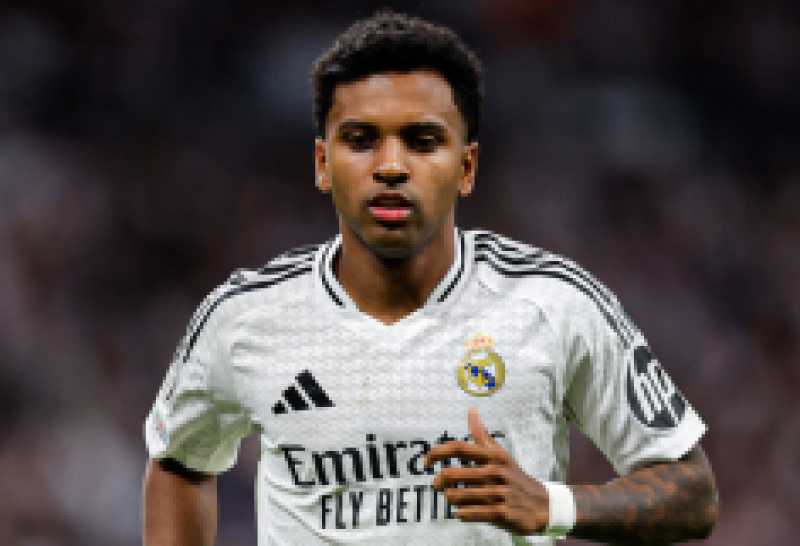 رودريجو يرد على شائعات توتر غرفة ملابس ريال مدريد تحت قيادة تشابي ألونسو