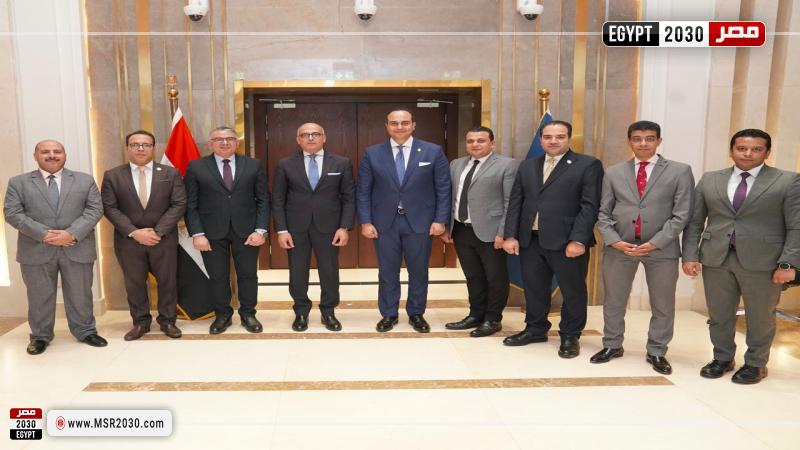 رئيس جامعة عين شمس