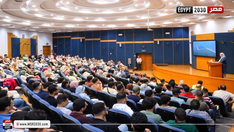 ميناء دمياط يواصل دوره الريادي في خدمة المجتمع بتدريب طلاب الجامعات
