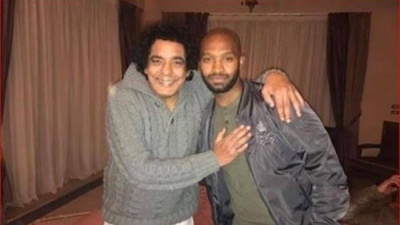 محمد منير وشيكابالا 