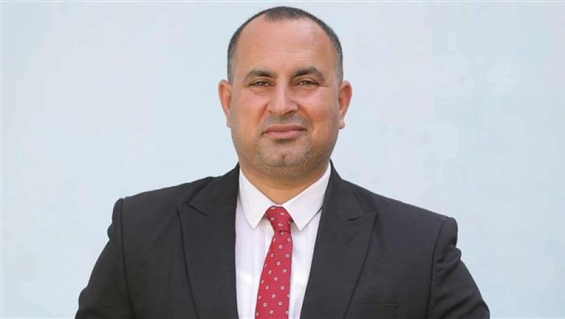 الكاتب الصحفي صديق العيسوي