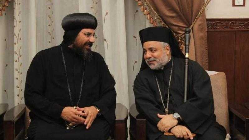 الأنبا عمانوئيل يهنئ الأنبا إغناطيوس لسيامته أسقفًا عامًا مساعدًا لإيبارشية قنا
