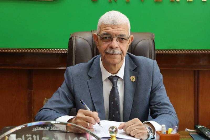 القاصد: رفع درجة الاستعداد القصوى وجاهزية مستشفيات جامعة المنوفية لاستقبال المصابين في حادث الإقليمى