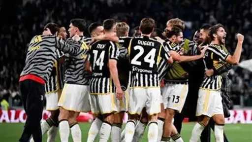 يوفنتوس يلجأ إلى «لينكد إن» لعلاج أزمة الإصابات يوفنتوس يلجأ إلى «لينكد إن» لعلاج أزمة الإصابات