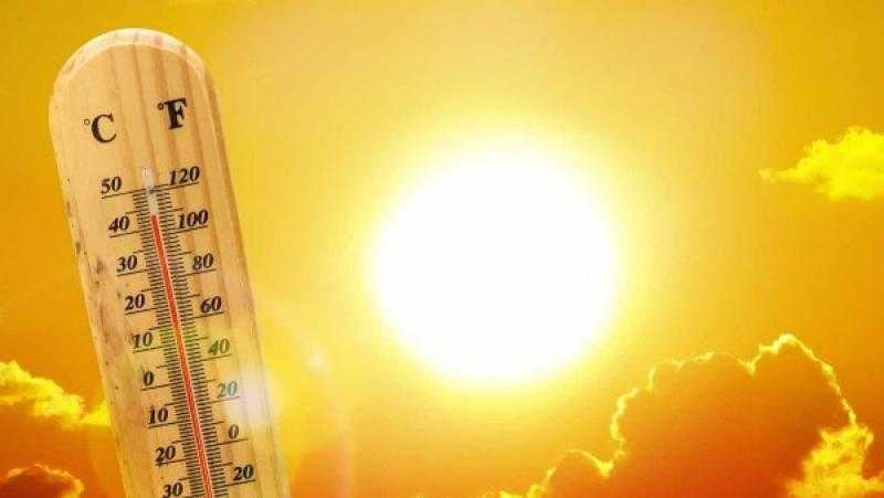 طقس شديد الحرارة واضطراب بحري.. الأرصاد تكشف تفاصيل حالة الطقس اليوم في مصر