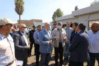 محافظ الجيزة يتفقد محطة المناولة الوسيطة لتجميع المخلفات بمنطقة البراجيل بمركز أوسيم
