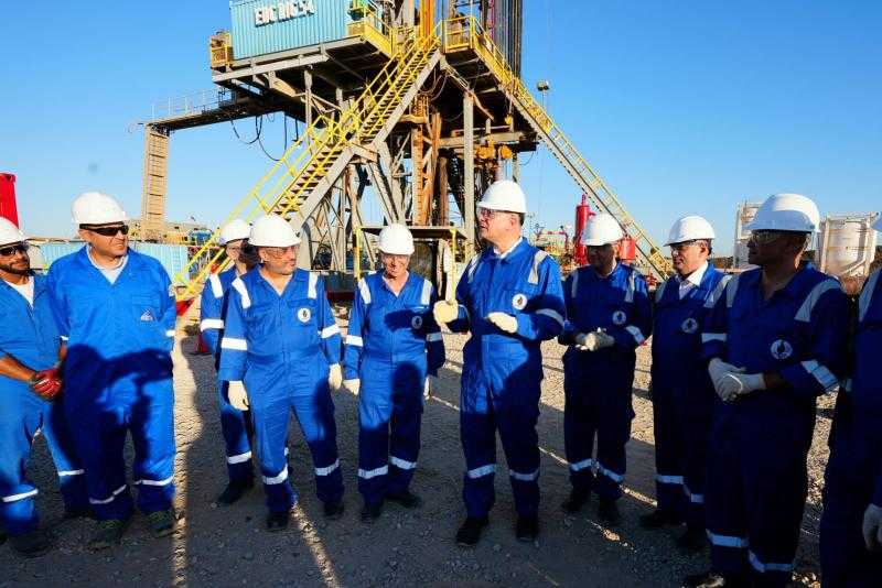 وزير البترول فى زيارة ميدانية إلى محافظة الدقهلية لموقع بئر ”بيجونا-2”