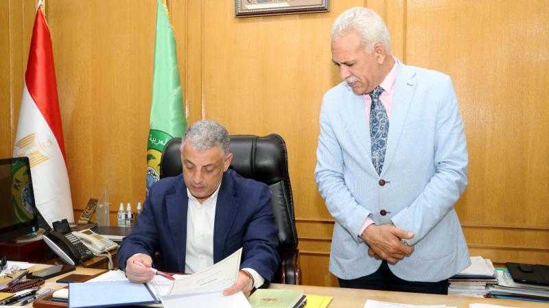 محافظ الإسماعيلية يعتمد درجات تنسيق القبول بالمدارس الثانوية