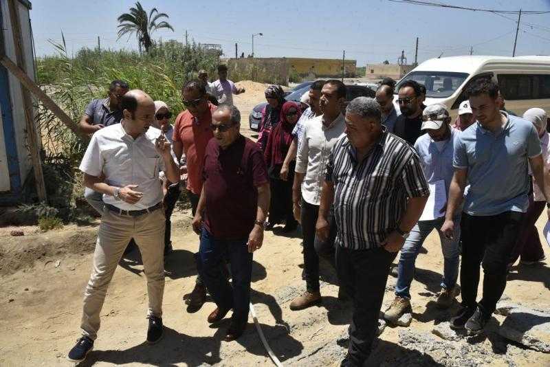 محافظ بورسعيد يتابع ميدانيًا الأعمال الإنشائية لمبنى مجمع مخازن الصدق للأدوية بحي الجنوب