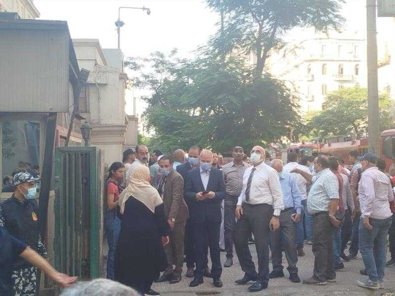 استمرار تصاعد الأدخنة في حريق سنترال رمسيس.. والحماية المدنية تواصل جهود السيطرةl صور