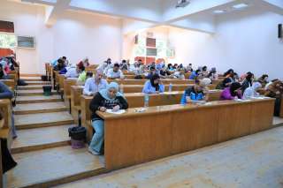 انطلاق امتحانات التعليم المدمج بجامعة القاهرة بمشاركة 30 ألف طالب وطالبة