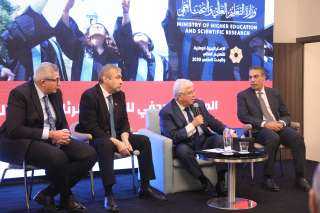 وزير التعليم العالي يعلن نتائج المرحلة الأولى من الدعوة التنافسية لمبادرة تحالف وتنمية في مؤتمر صحفي