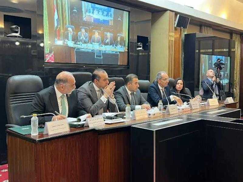 ضياء داود: الحكومة تستخف بالبرلمان في أزمة حريق سنترال رمسيس.. وفوزي: لم يُطلب من رئيس الوزراء الحضور