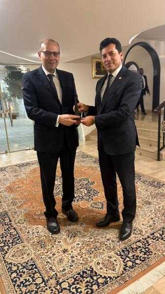 وزير الشباب والرياضة يصل إلى الأردن للمشاركة في تدشين الخطة التنفيذية للاستراتيجية العربية للشباب والسلام والأمن