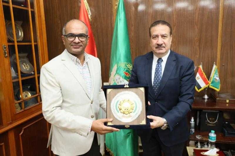 محافظ المنوفية يستقبل نائب وزير الإسكان والمرافق والمجتمعات العمرانية