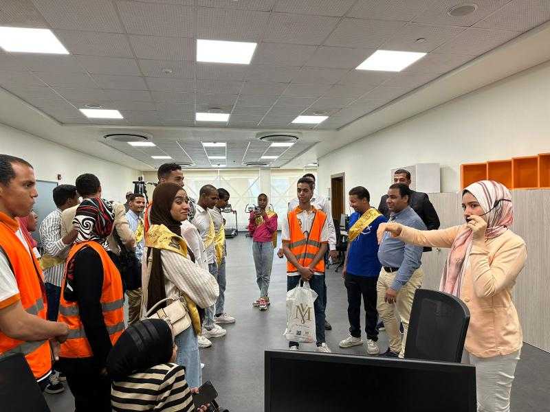 جامعة سوهاج تنظم زيارة ميدانية للطلاب ذوي الإعاقة للأكاديمية الوطنية لتكنولوجيا المعلومات بالعاصمة الإدارية الجديدة