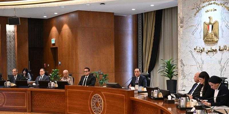 أبرزها مشروع يخدم الخط الرابع للمترو.. الحكومة توافق على إقامة 15 مشروعا للنفع العام
