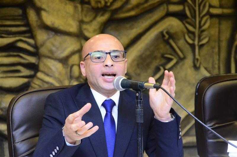 باحث: الإخوان لا تسعى حاليًا إلى العودة المباشرة للمشهد السياسي ولكنها تعيد تموضعها