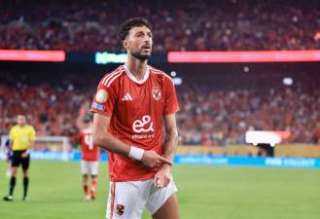 عاجل | الوصل الإماراتي يُجمّد مفاوضاته مع وسام أبو علي ويقترب من التعاقد مع بديل برازيلي