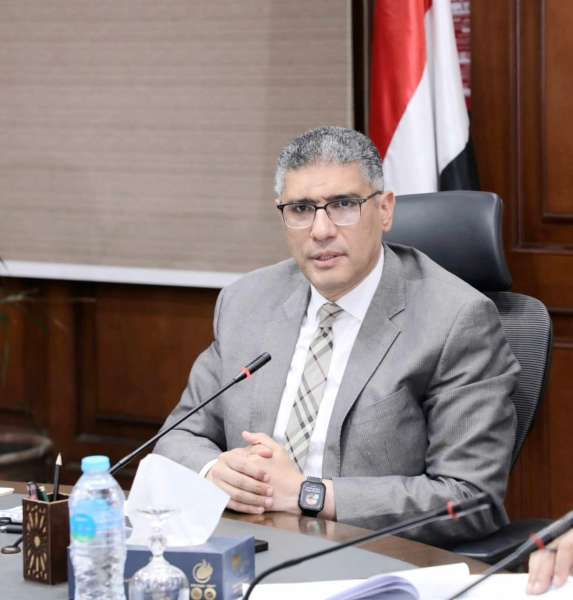 محافظ الجيزة 