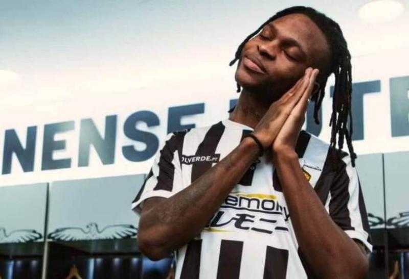 شيكو بانزا في القاهرة تمهيدًا للانضمام إلى الزمالك لمدة 4 مواسم