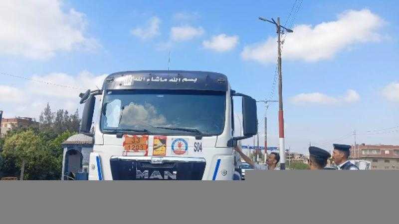 المرور: تحرير 950 مخالفات عدم تركيب الملصق الإلكتروني ورفع 35 سيارة ودراجة نارية