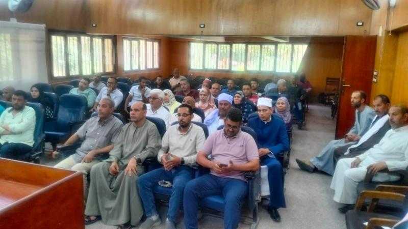 محافظ أسيوط: بدء جلسات الإفصاح بمركز الغنايم لمشاركة المواطنين في إعداد الخطة الاستثمارية 2025-2026
