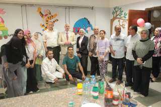 جامعة أسيوط تُجمل حوائط وحدة الغسيل الكلوي بمستشفى الأطفال الجامعي لإدخال البهجة على المرضى الصغار